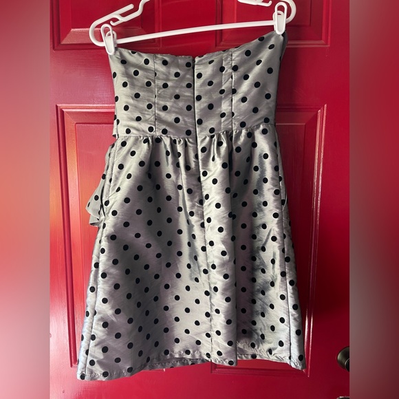 Party dress - Picture 5 of 5